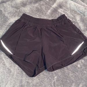 lululemon hotty hot shorts